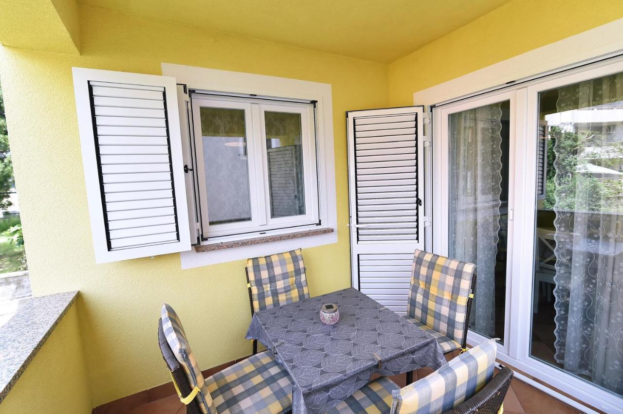 Luni Apartment Baska (Krk)